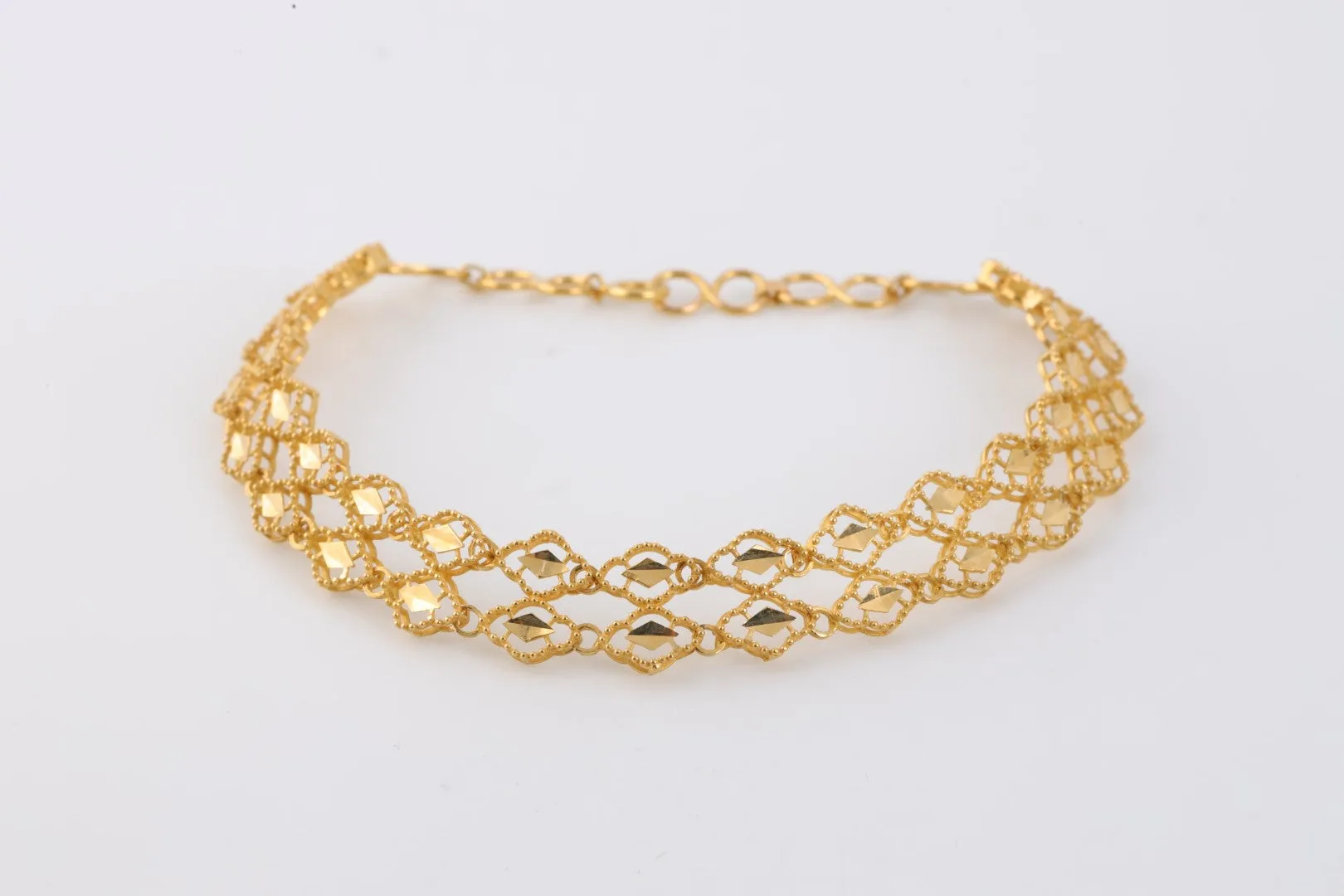 6.25" - 7.5" 21k Yellow Gold Openwork Adjustable Bracelet (6.67g.)