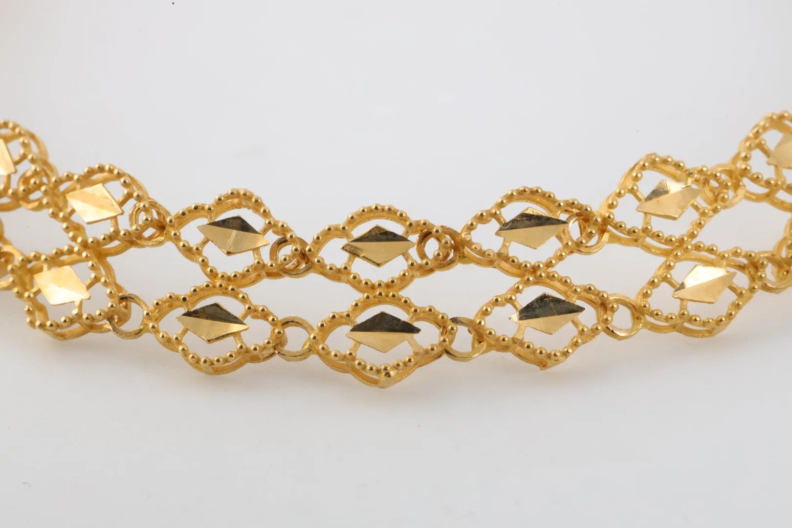 6.25" - 7.5" 21k Yellow Gold Openwork Adjustable Bracelet (6.67g.)