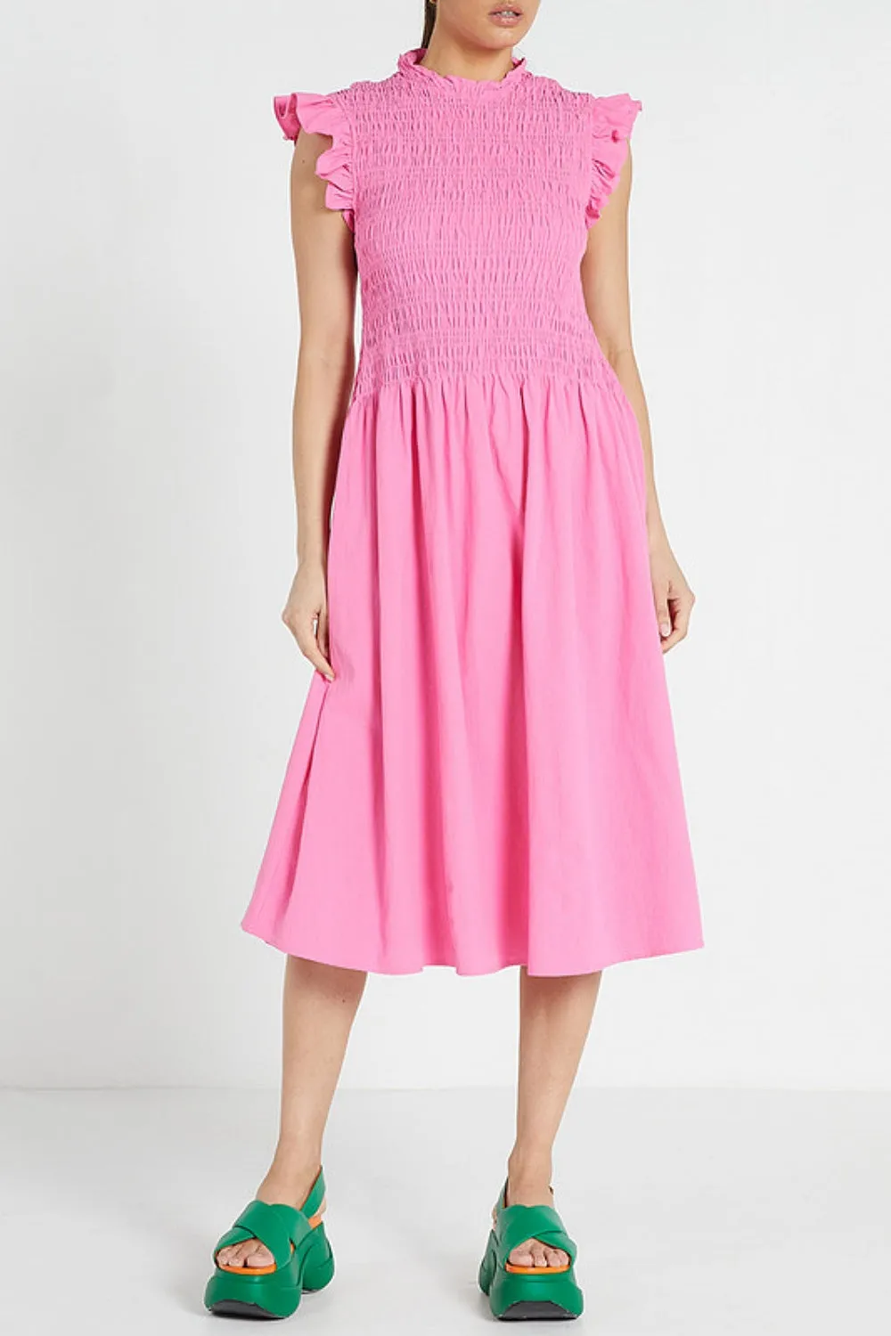 SHIRRED MIDI DRESS PINK