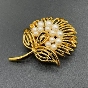 【USA輸入】 ヴィンテージ TRIFARI フローラル パール ブローチ/Vintage TRIFARI Floral Pearl Brooch